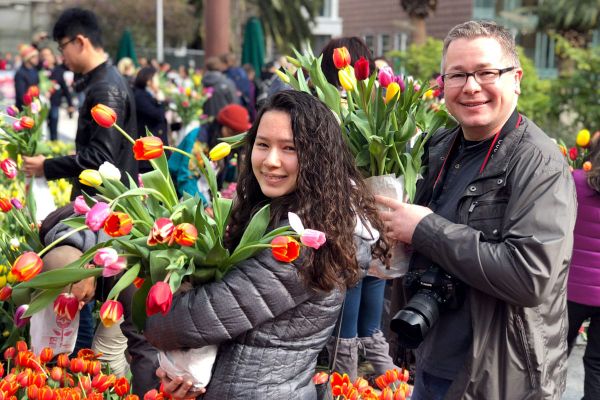 2018 American Tulip Day in San Francisco California at Union Square / Tulpendag San Francisco