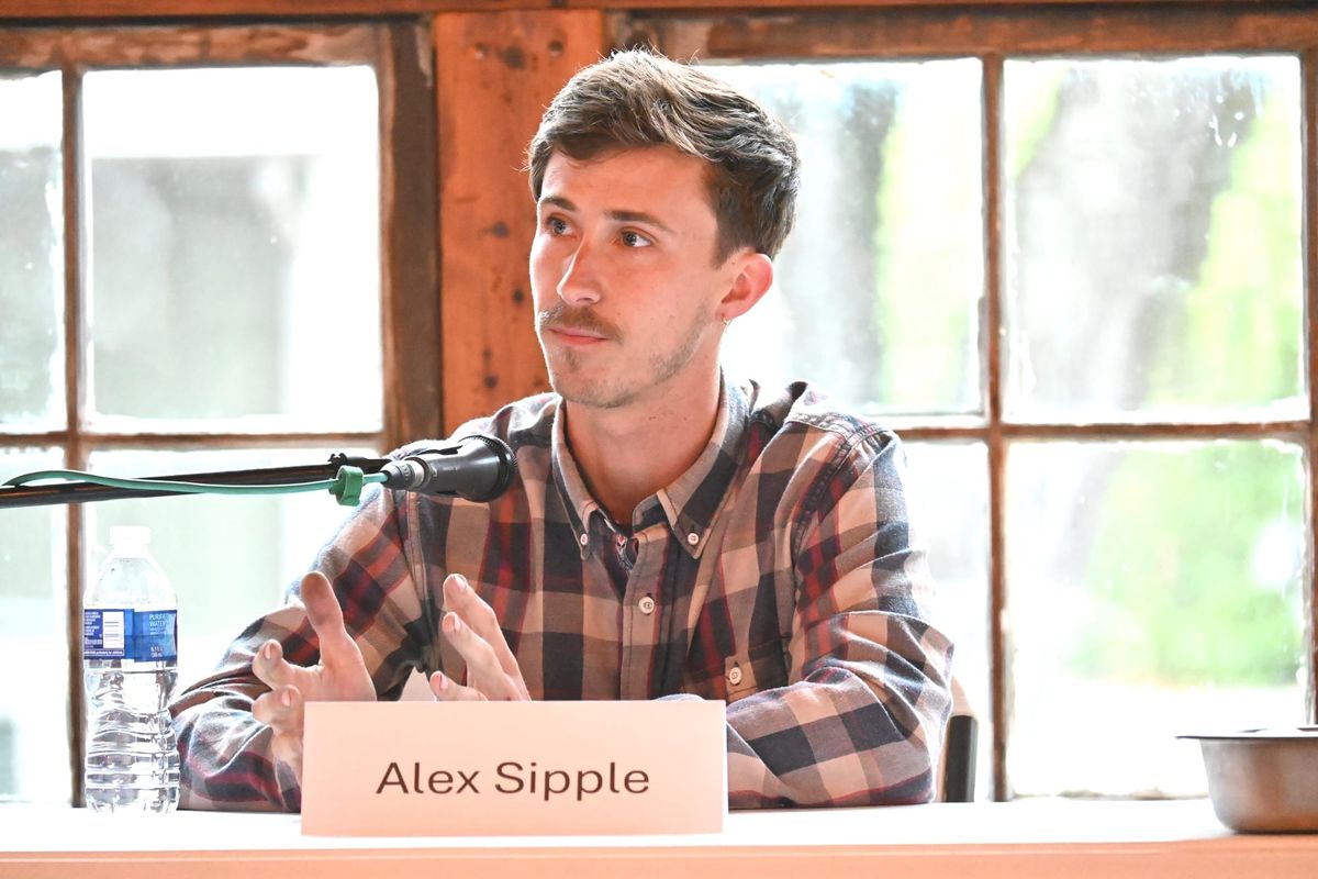 Courtesy, agreement featured in  candidate forum, but intrigue bubbled beneath