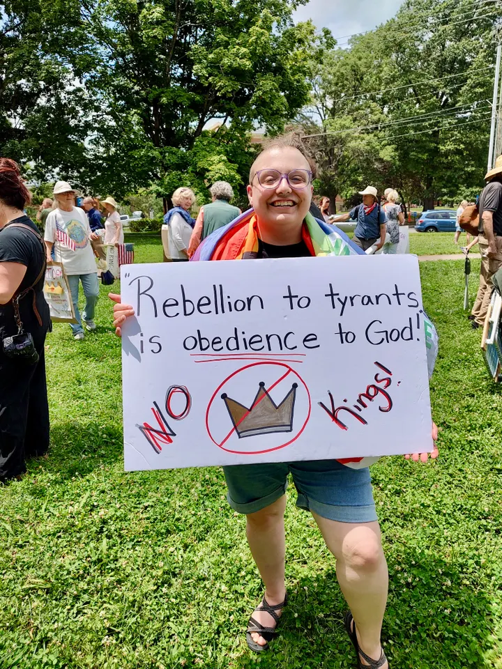 Hundreds attend Berea's No Kings protest at Union Church