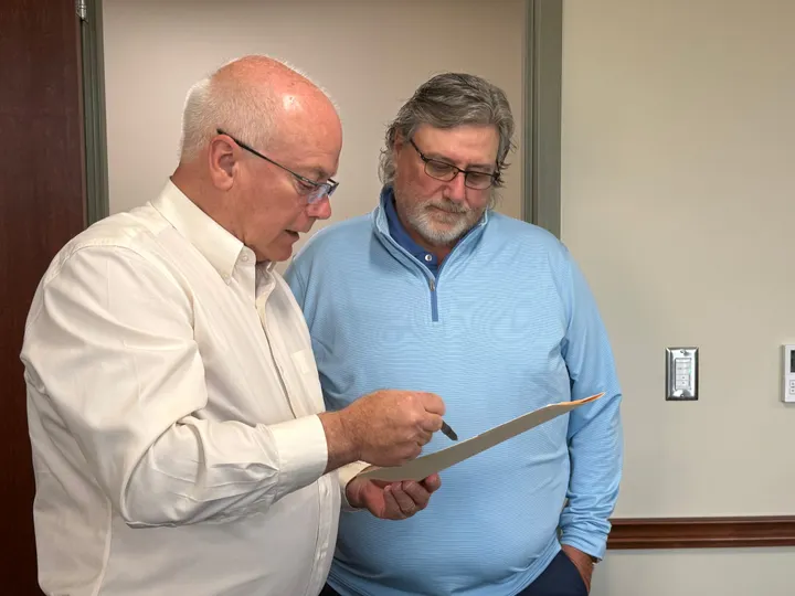 Mike Barnett tapped by Council to fill empty seat