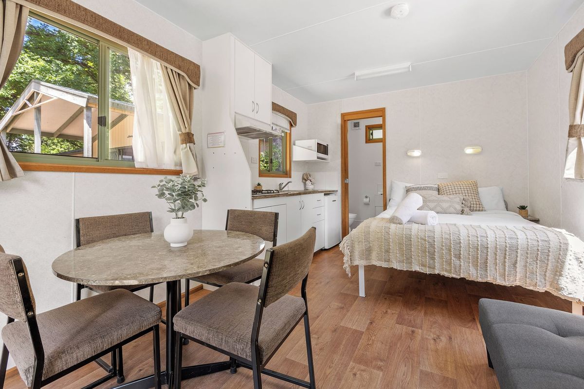 Dog Friendly Accommodation in Bright, Porepunkah & Surrounds