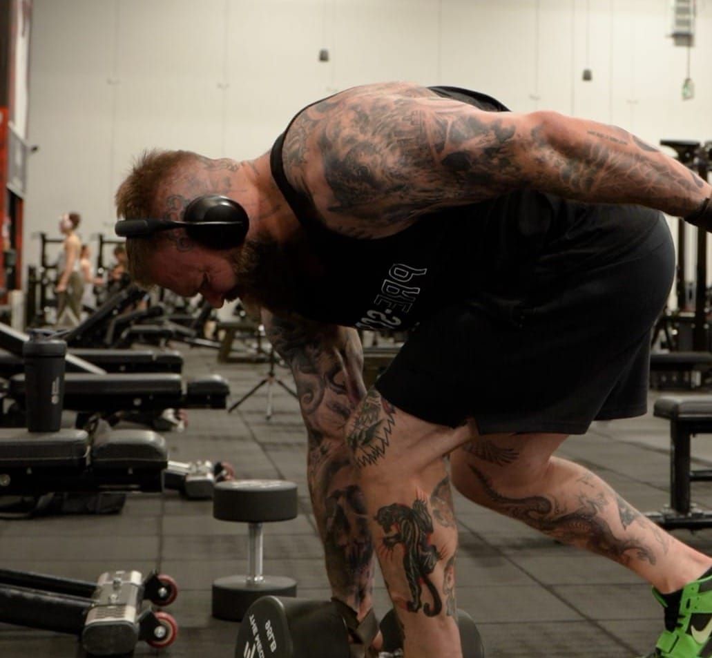 B-Stance RDLs: Constraining centre of mass for better glute recruitment.
