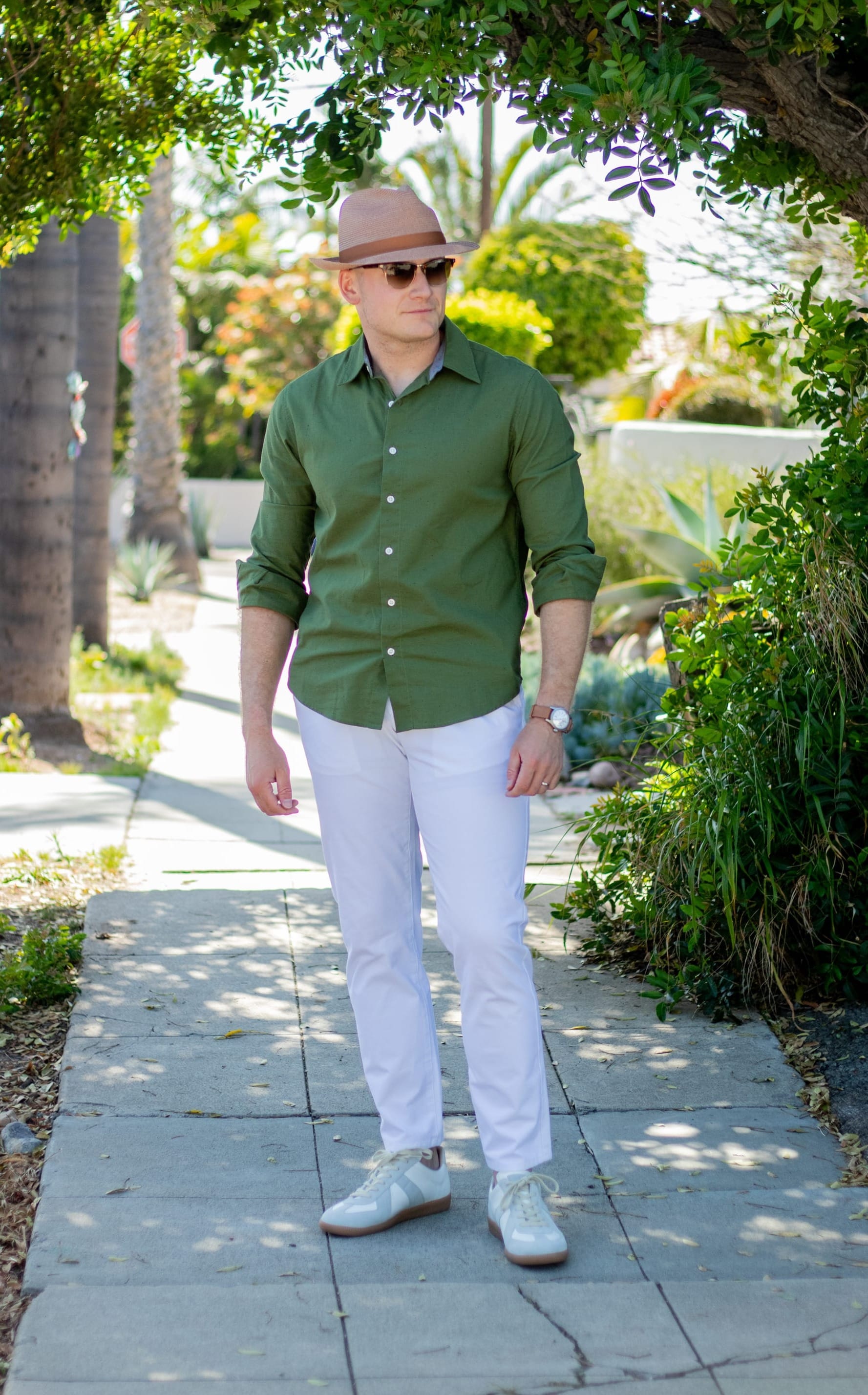 slim fit dress slacks Men's Single Pocket Logo Modern Fit Stretch Dress Shirt - Green main image 1