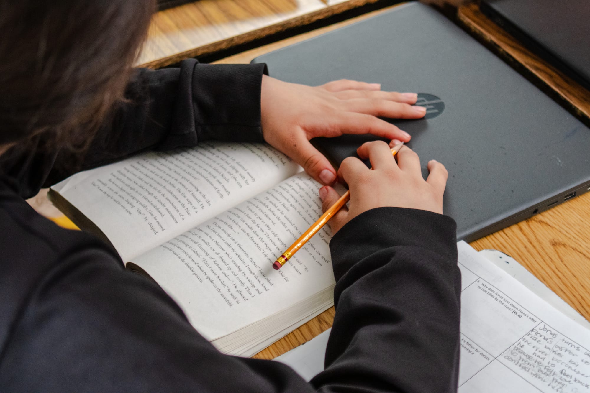 Make Your Novels Come Alive for High Schoolers with Book Pairings