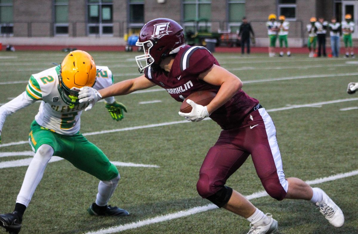 Franklin football races to 48-6 win over Southeast Portland rival Cleveland