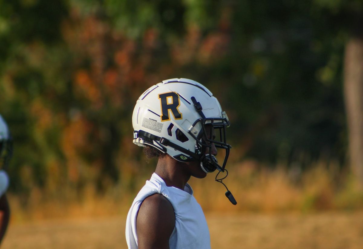 Roosevelt football lining up to defend PIL title with new mix of talent
