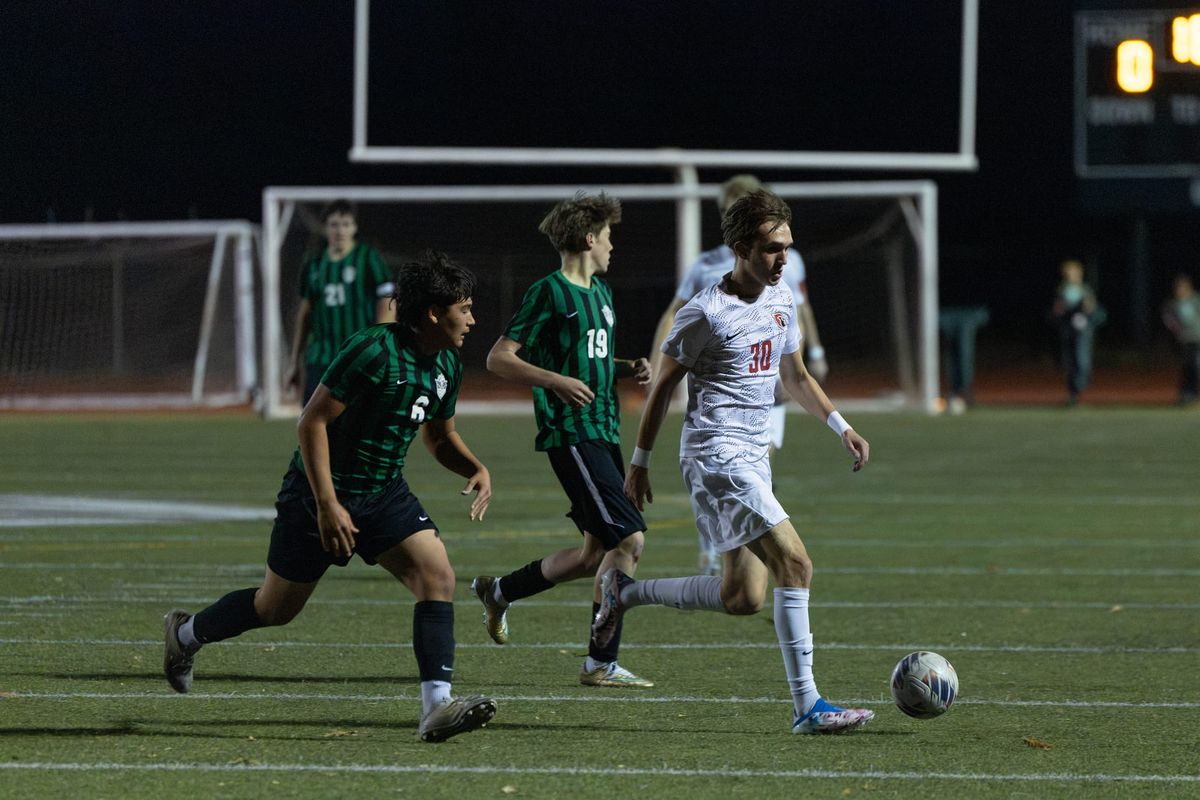 Rose City Roundup: Lincoln wins boys soccer PIL title, Grant takes girls soccer and volleyball