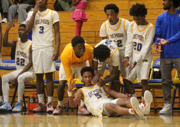 Jefferson boys basketball reloading behind sophomore Victor Jackson