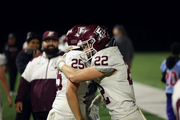 Friday Night Lights: Parkrose picks up first win, Central Catholic falls late to Jesuit