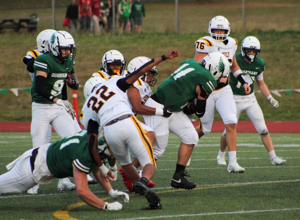 Thursday Night Lights: Wells stays unbeaten, Central Catholic turns in a win streak