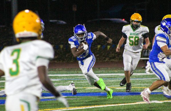 JaCory Jackson shines in Grant football's blanking of Cleveland