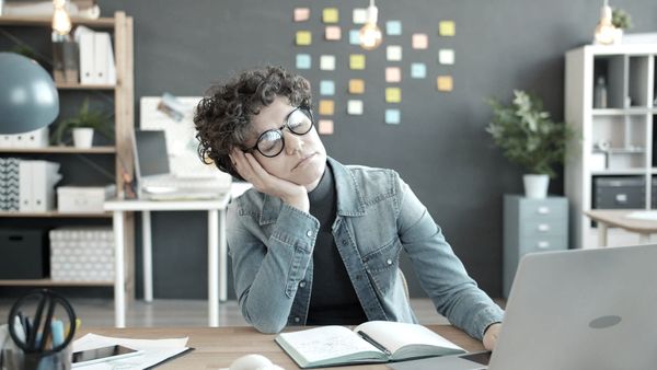Issue 23: This 5-minute flow will energize your brain