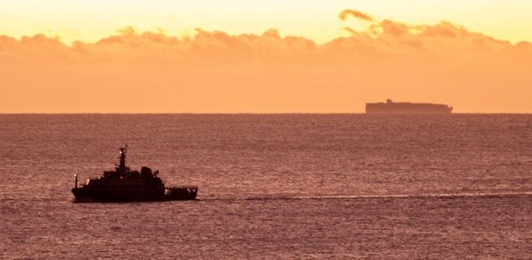 No War, No Oil, No Straits