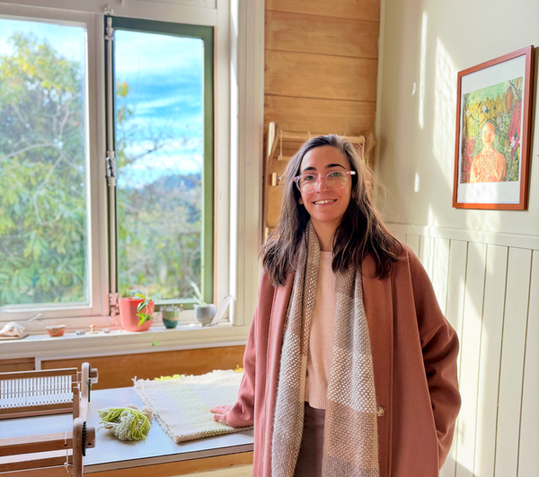 Habitar el sur con las manos: urdir con la lluvia y tejer desde el corazón.