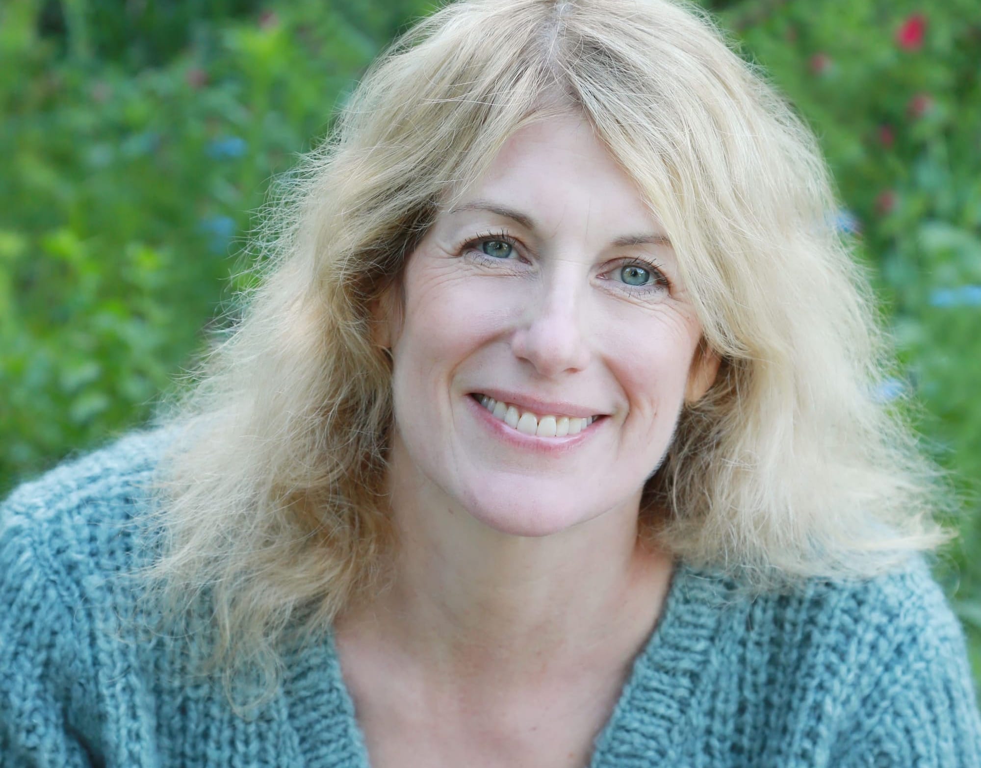 "A Midlife Widow's Search for Love❤️‍🩹" with Debbie Weiss