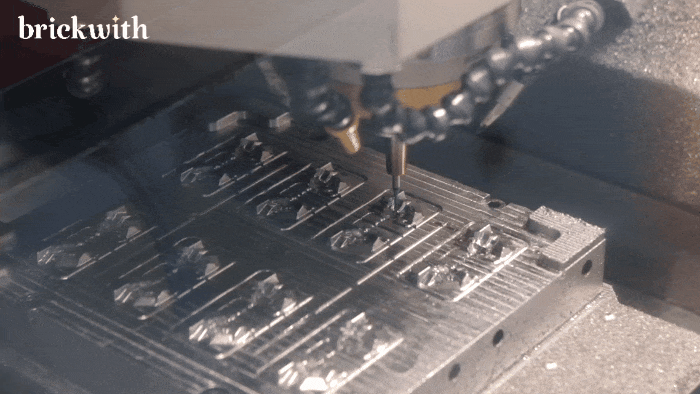 Brickwith shows Gobricks' molding process