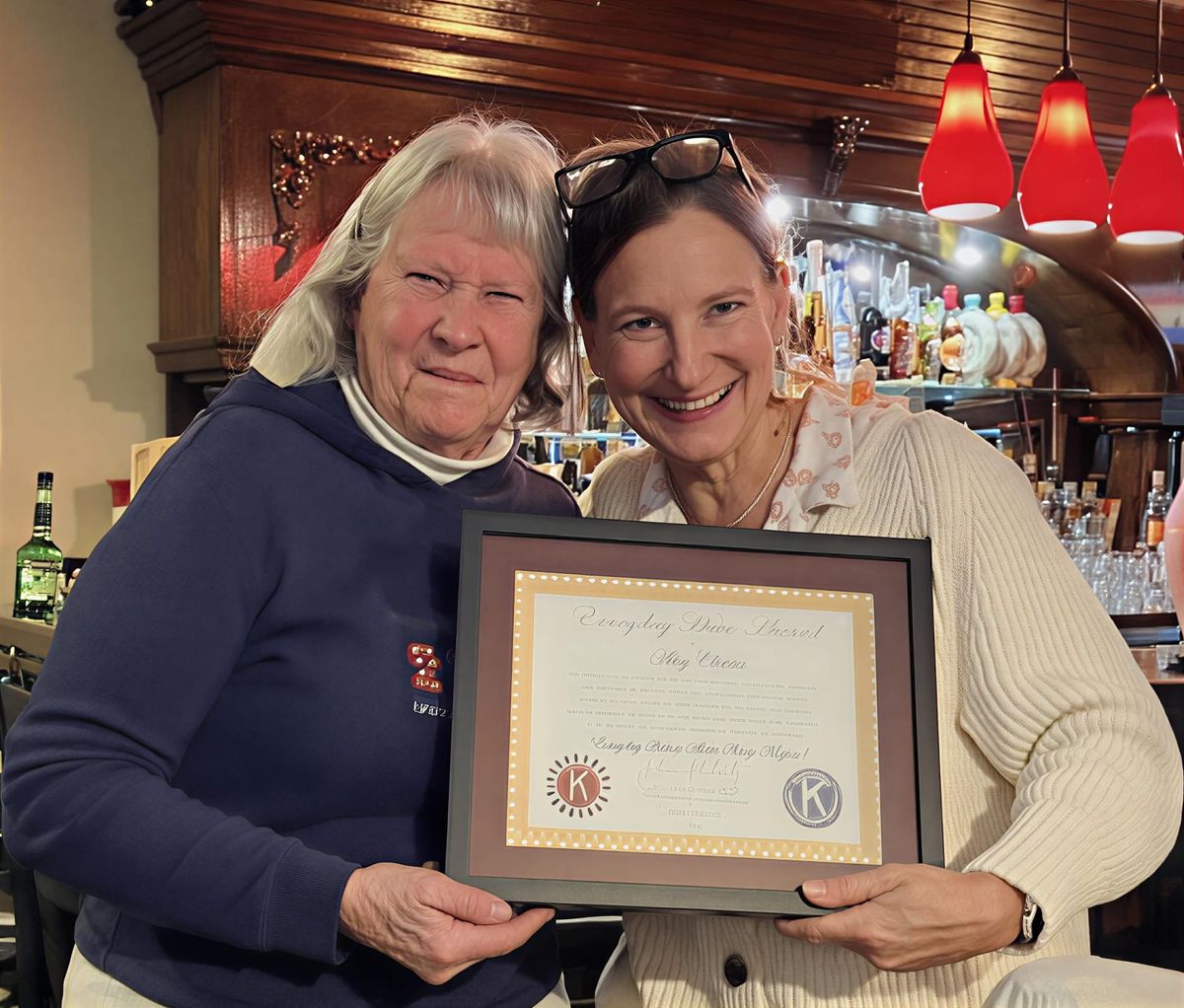 Kiwanis Club honors Sherwood Middle School Builder’s Club faculty advisor