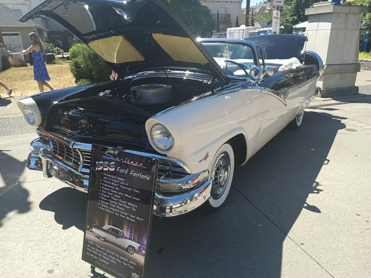 Classic car enthusiasts roll into Old Town for annual Cruisin' Sherwood