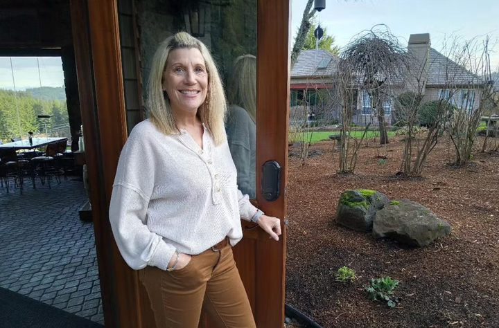 Inside Blakeslee Vineyard Estate: estate-grown wines, white pinot noir, and events in Sherwood