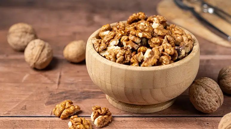 can you feed walnuts to your pets