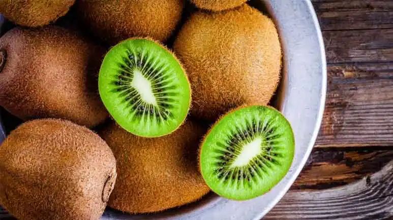 can you feed kiwifruit to your pets