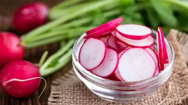 can you feed radish to your pets