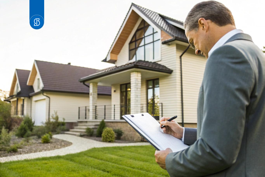 Arquiteto Perito Avaliador realizando um Laudo de Avaliação de Imóveis.