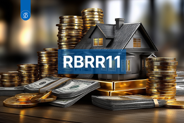 Imagem de casa com moedas e RBRR11: Fundo de Investimento Imobiliário FII