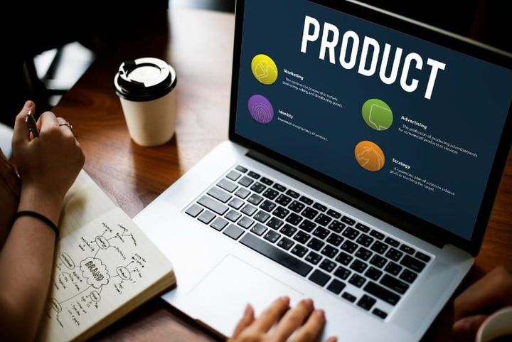 Foto de Computador Com Planejamento de Venda InfoProduto