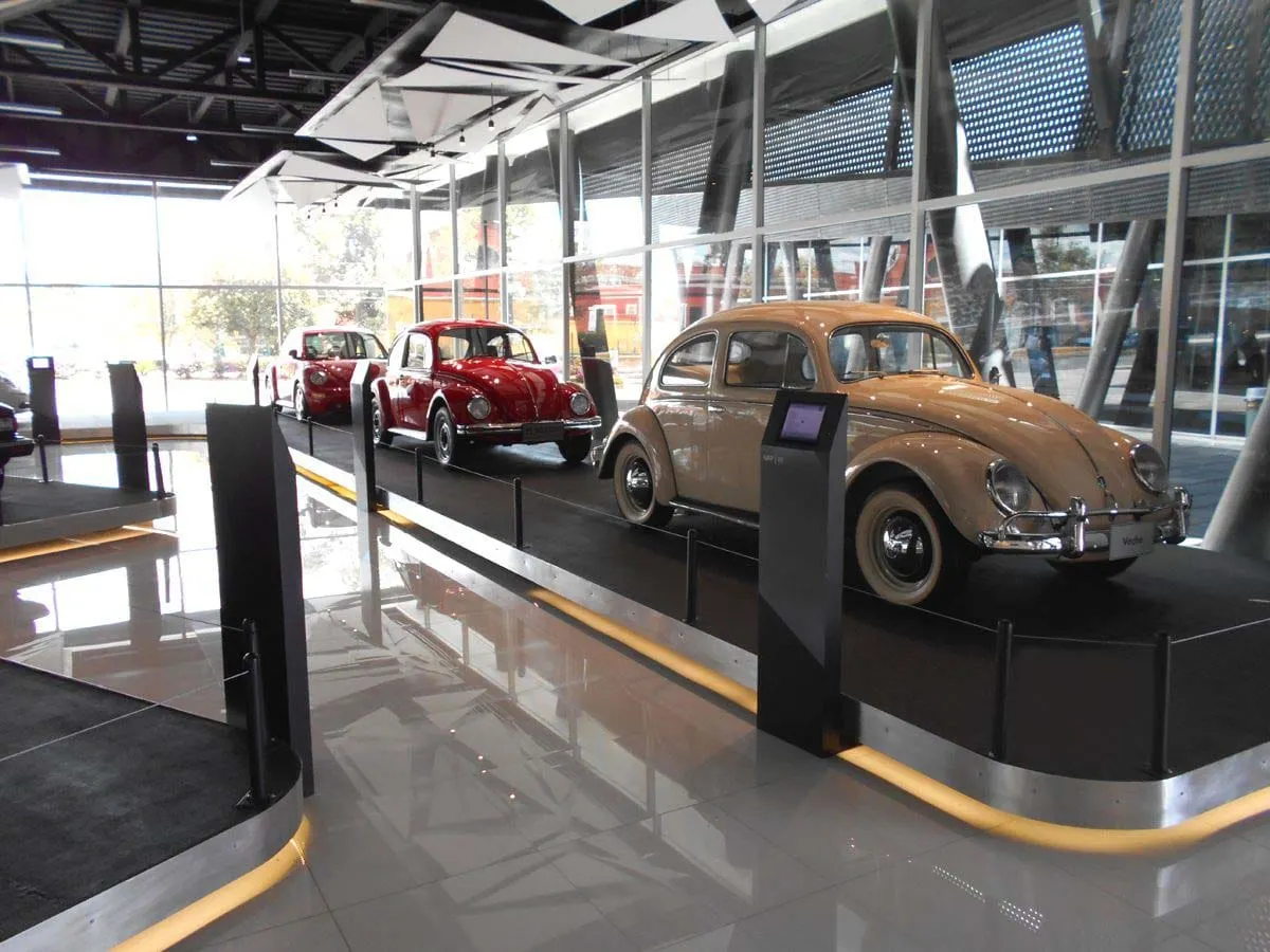 Volkswagen monta exposición en el Museo del Automóvil de Puebla