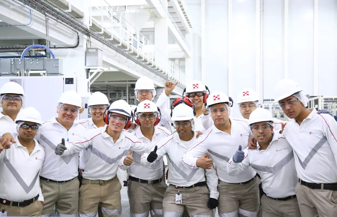 Se capacitan 256 jóvenes en empresas automotrices en Guanajuato