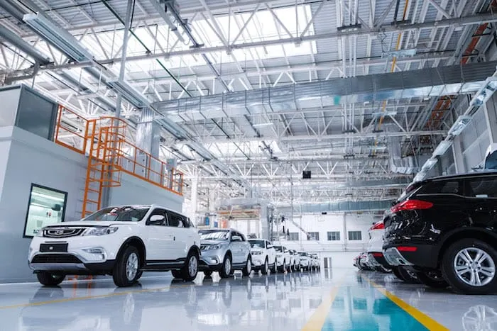 Geely producirá 250 mil autos anuales en su nueva planta de China