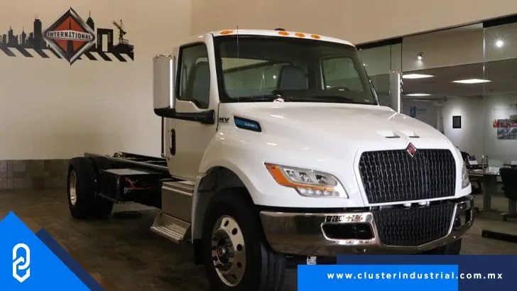 En Nuevo León se produce el primer camión eléctrico de México