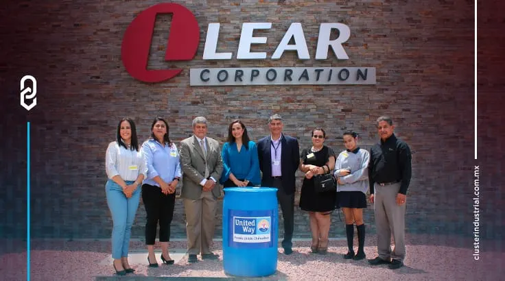 Lear Corporation y Fondo Unido Chihuahua donan líquido sanitizante para estudiantes
