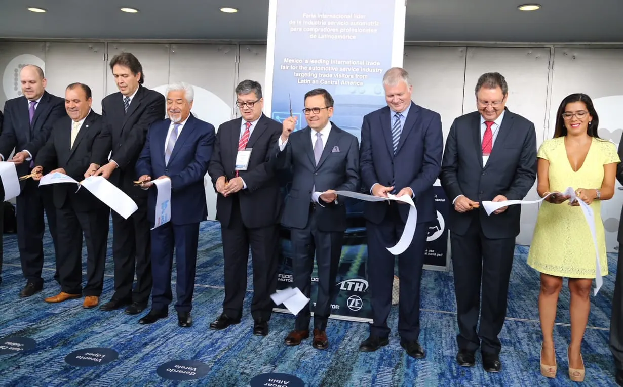 Reúnen sector de autoparte en ina paace automechanika México city 2018