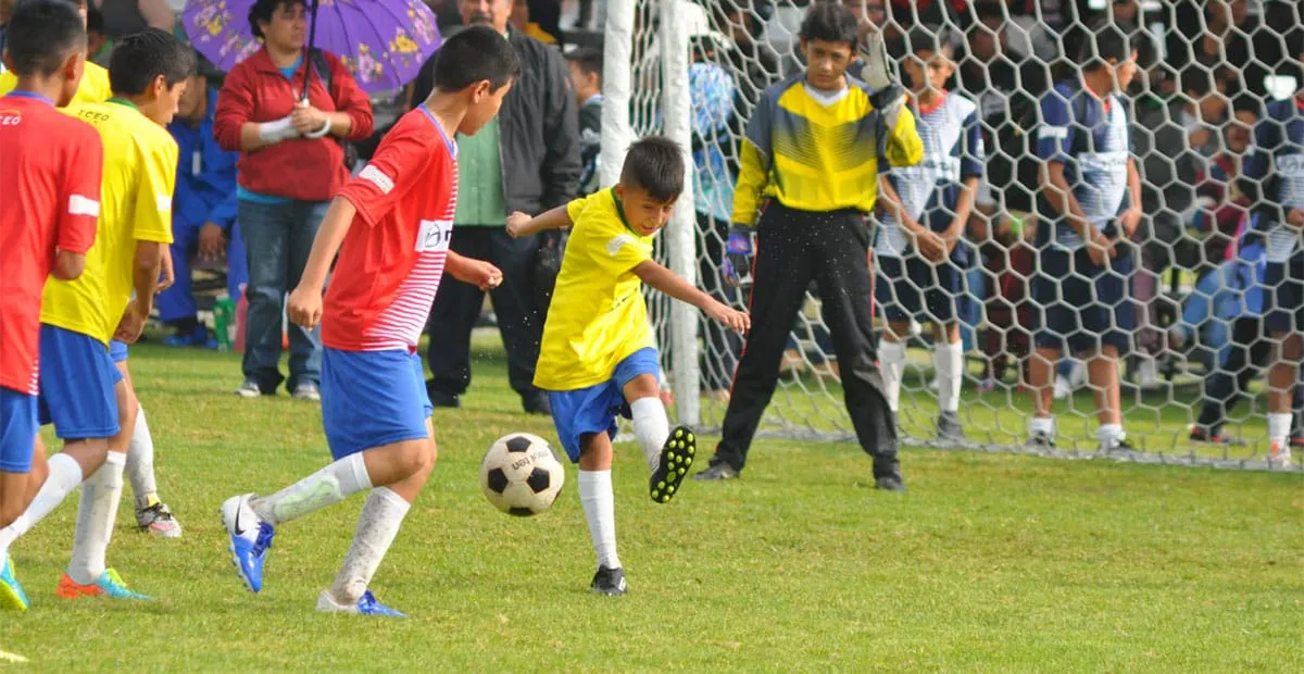 Mazda Salamanca inicia su copa de Fútbol Junior 2019