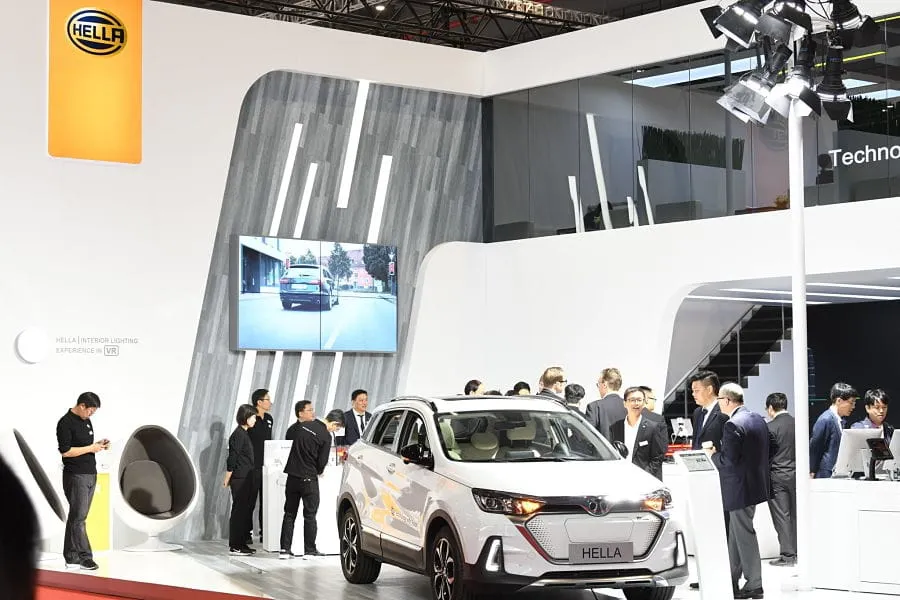 HELLA se enfoca en China con red de cooperación