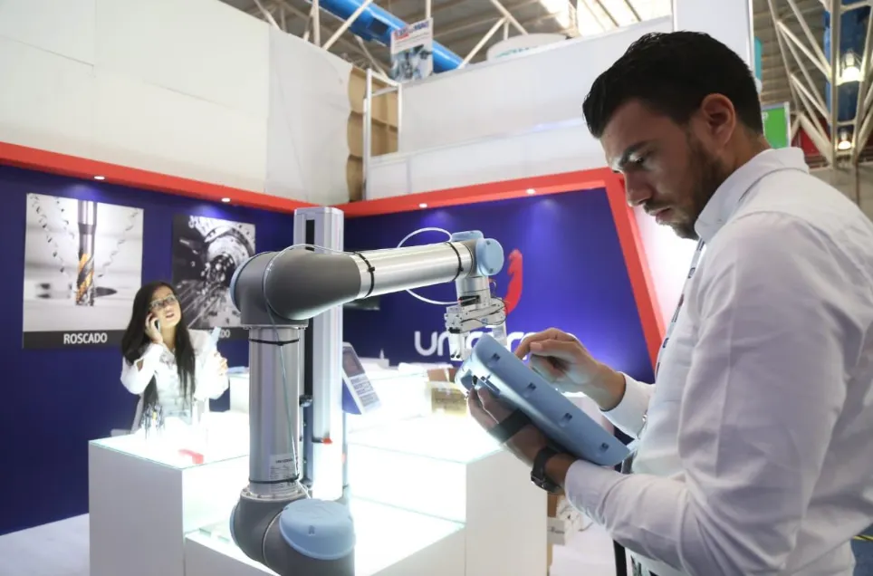 Presentan en expomaq 2018 la maquinaria más moderna del mundo