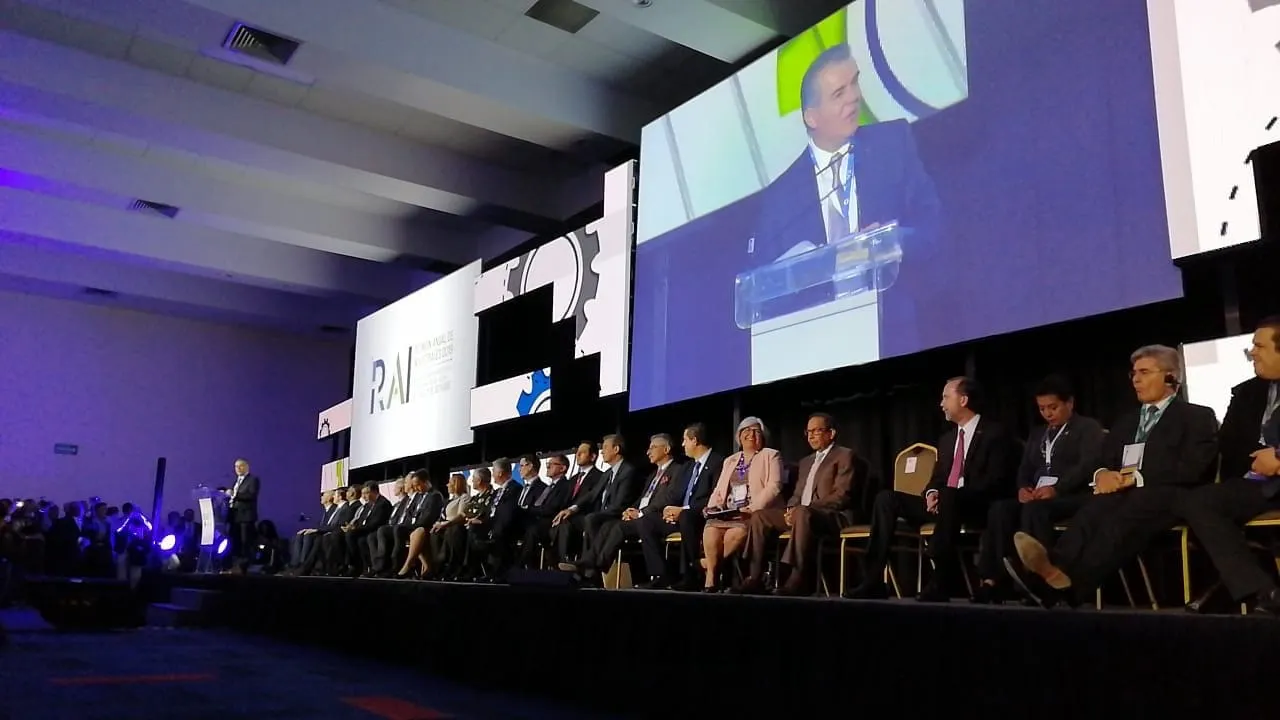 Se inauguró la Reunión Anual de Industriales en León