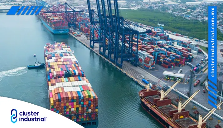Saturación en puertos marítimos afecta la industria automotriz en México