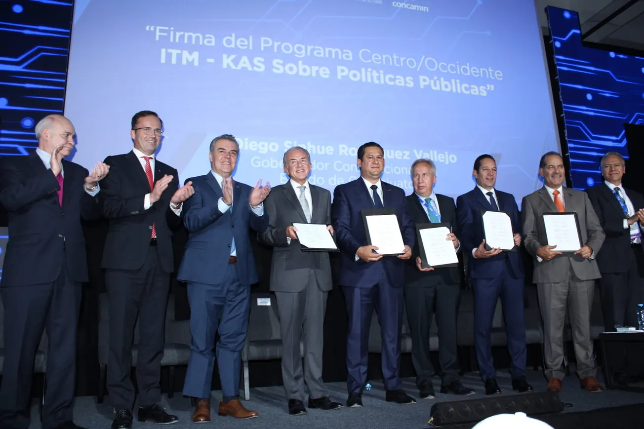 Firman Alianza Centro-Bajío-Occidente en la Reunión Anual de Industriales