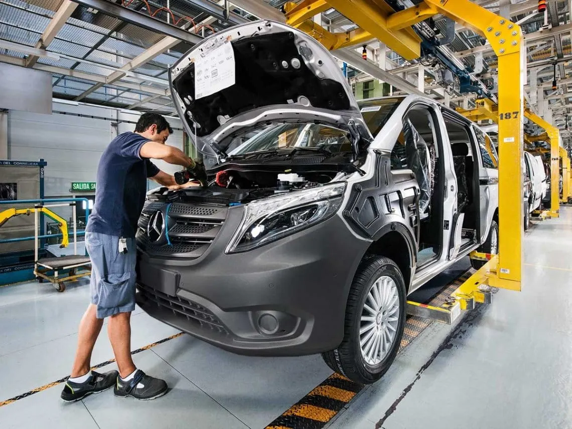 Mercedes-Benz cancela inversión de 600 millones de USD en Argentina