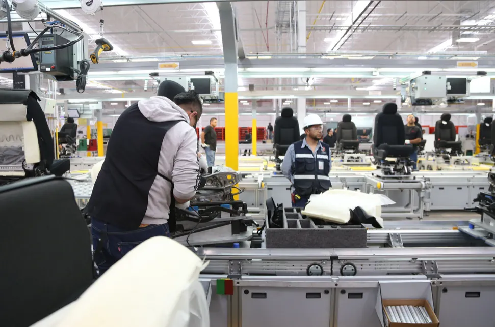 Empresa automotriz abre planta en Aguascalientes