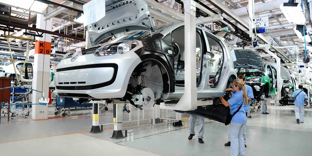 Automotrices de querétaro tejen estrategia laboral