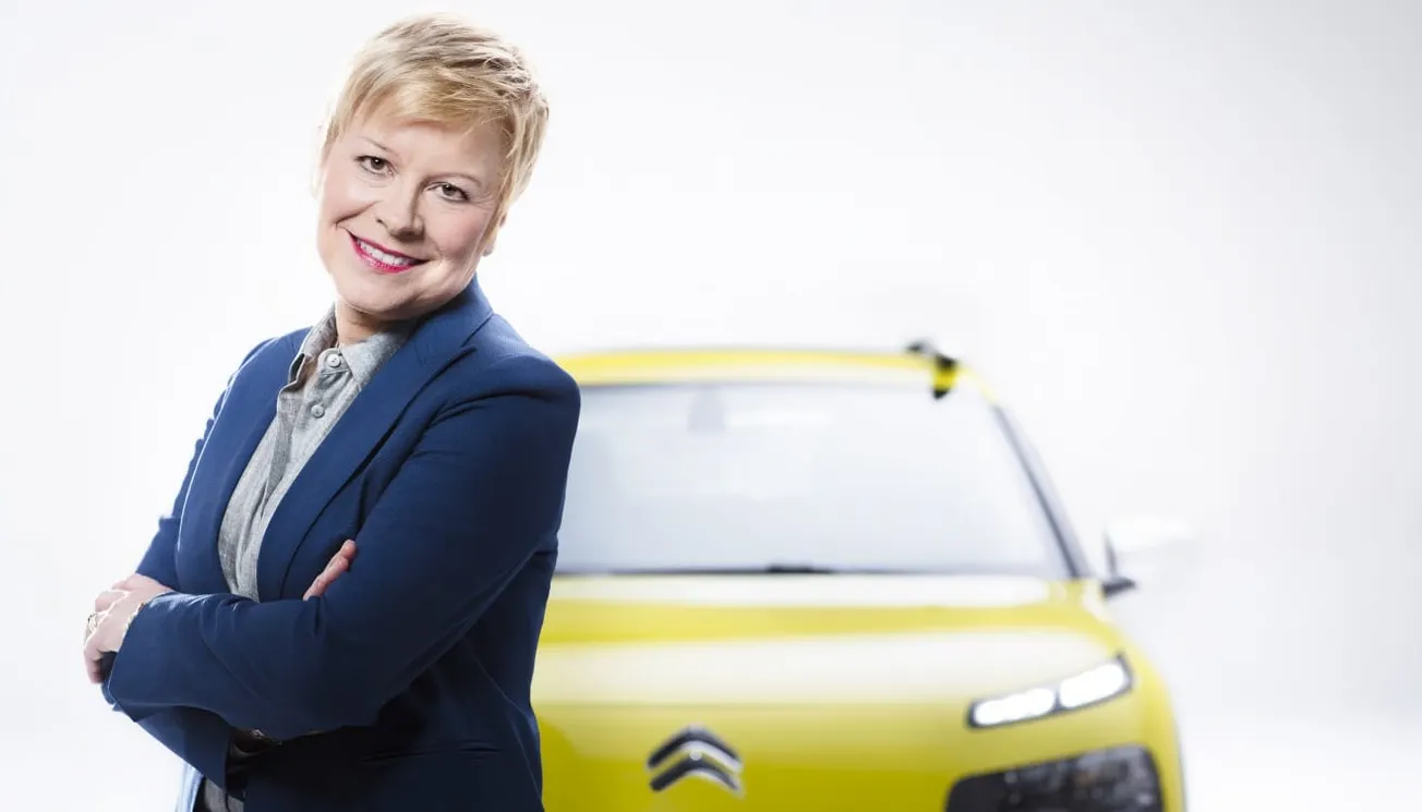 La CEO de Citroën anima a las mujeres de la industria automotriz