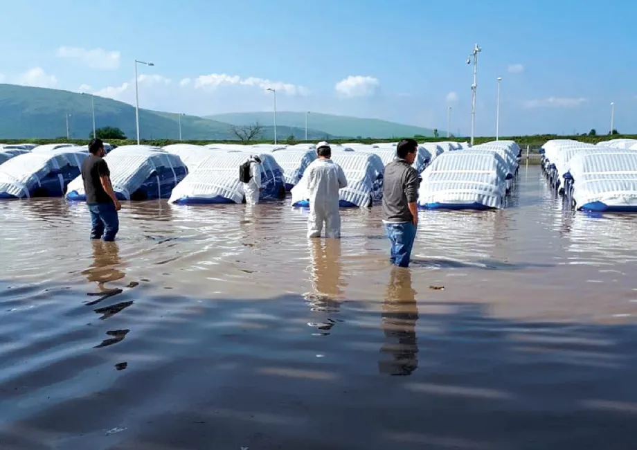 Honda Celaya, suspende actividades a causa de lluvia