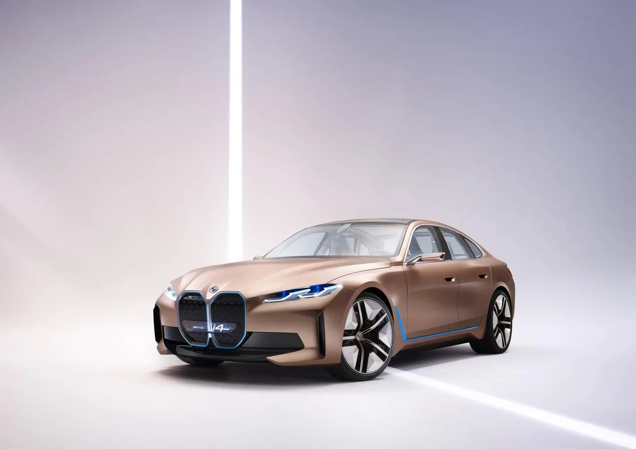 El BMW Concept i4: manteniéndose adelante con estilo