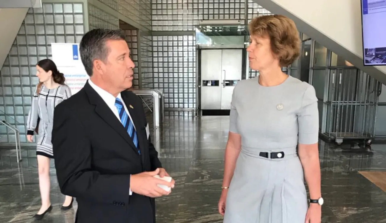 Presentan en holanda la importancia de Guanajuato en el sector automotriz