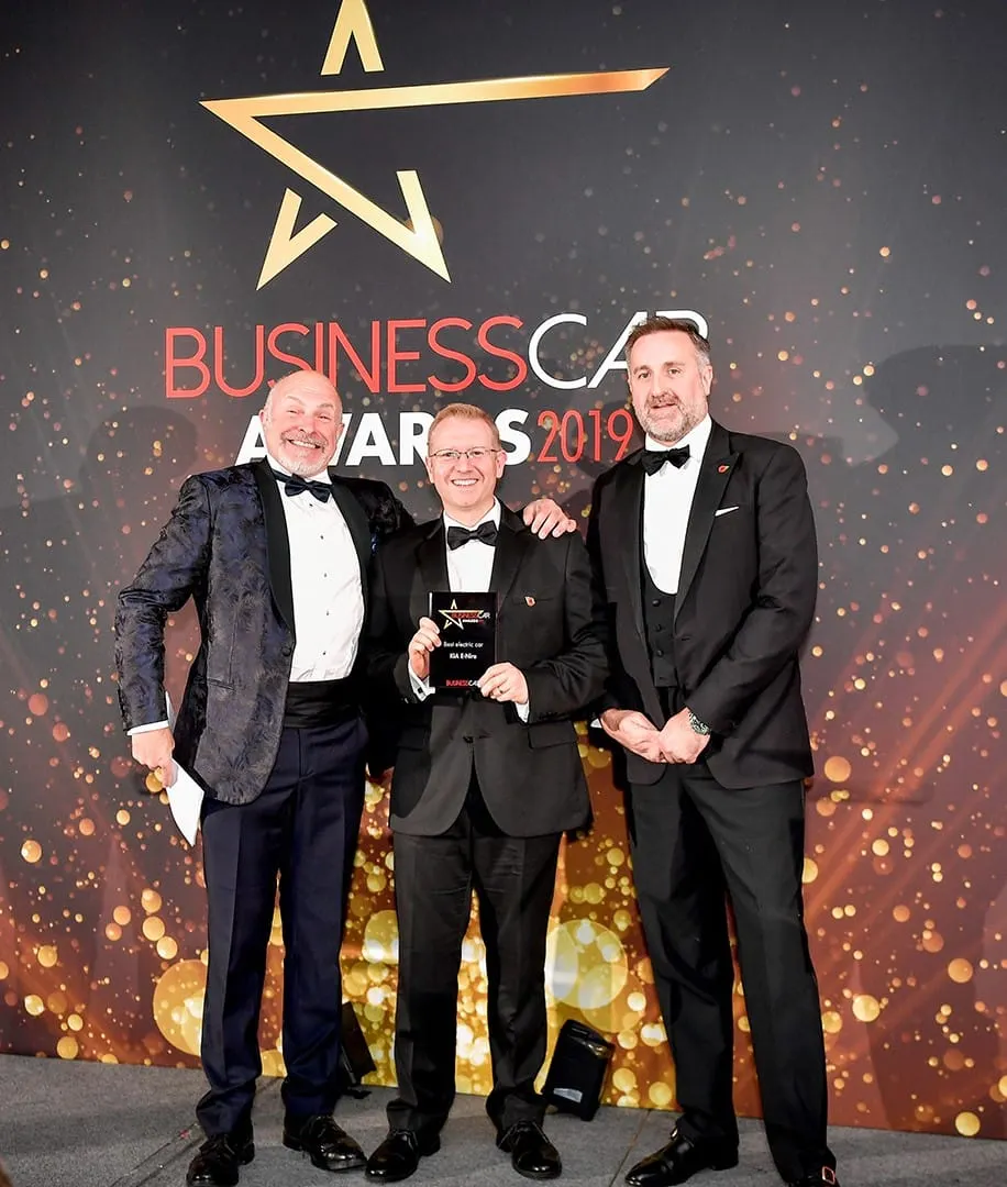 KIA e-Niro gana premio al mejor auto eléctrico 2019