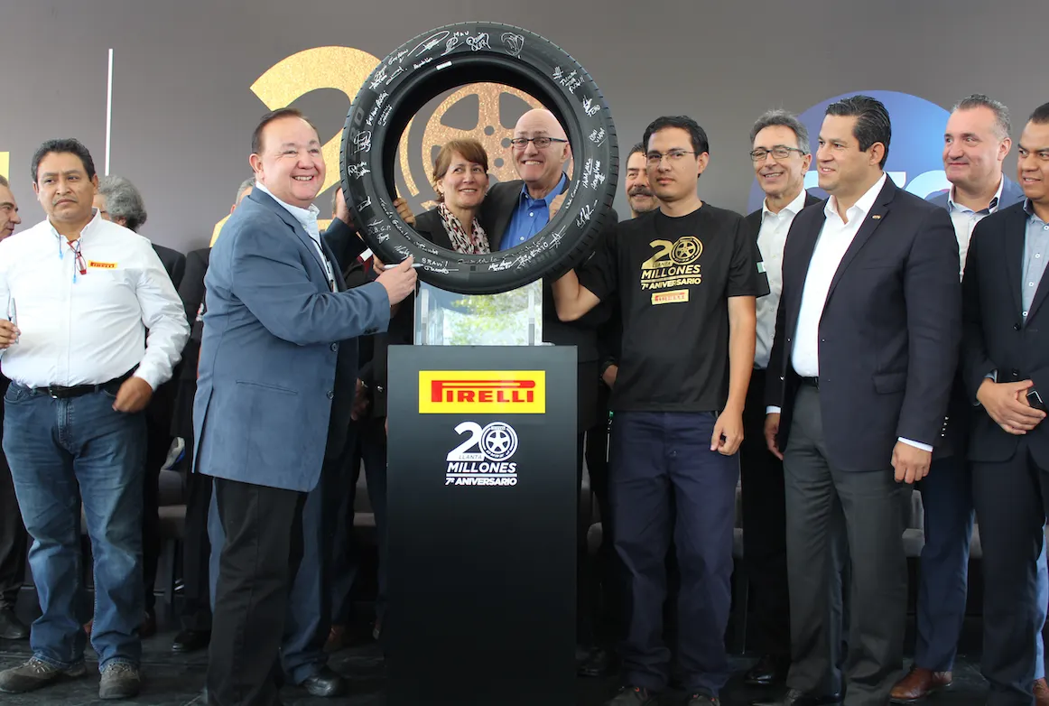 PIRELLI produce en Guanajuato la llanta 20 millones